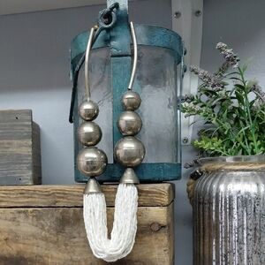 Vintage Silver And White Seed Bead Necklace